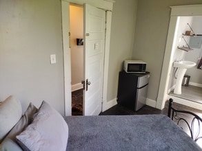 3316 Renick St in St. Joseph, MO - Building Photo - Building Photo