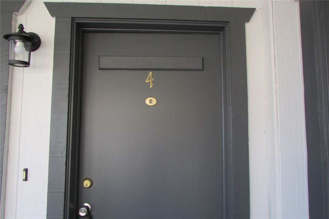 791 Baseline Rd in Bullhead City, AZ - Building Photo