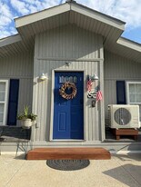 704 Mystic View Rd in Monticello, KY - Building Photo