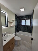 1867 Miller Ave in Ann Arbor, MI - Building Photo - Building Photo