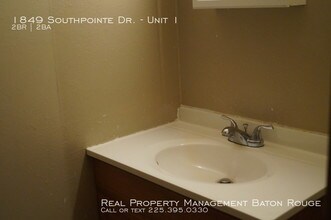 1849 Southpointe Dr-Unit -Unit 1 in Baton Rouge, LA - Foto de edificio - Building Photo