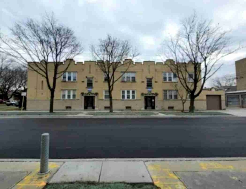 5639 W Wellington Ave in Chicago, IL - Building Photo