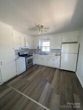 111 Dorothy Ln in Mooresville, NC - Building Photo - Building Photo