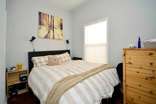 1644 N Artesian Ave, Unit 2R in Chicago, IL - Building Photo