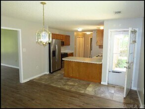 9803 Pinnacle Valley Rd in Little Rock, AR - Building Photo - Building Photo