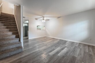 2447 Brownlee St in Baton Rouge, LA - Building Photo - Building Photo