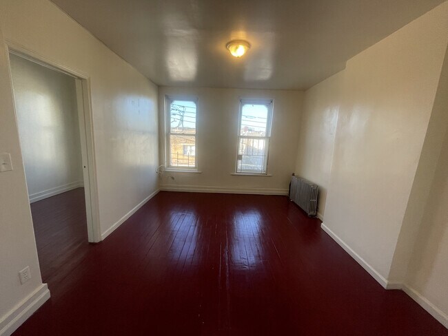 2420 Pitkin Ave in Brooklyn, NY - Building Photo - Building Photo