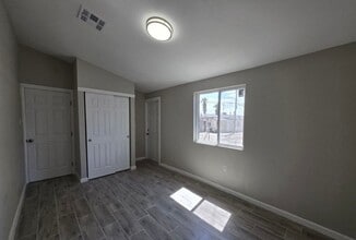 101 N Seville Dr in El Paso, TX - Building Photo - Building Photo