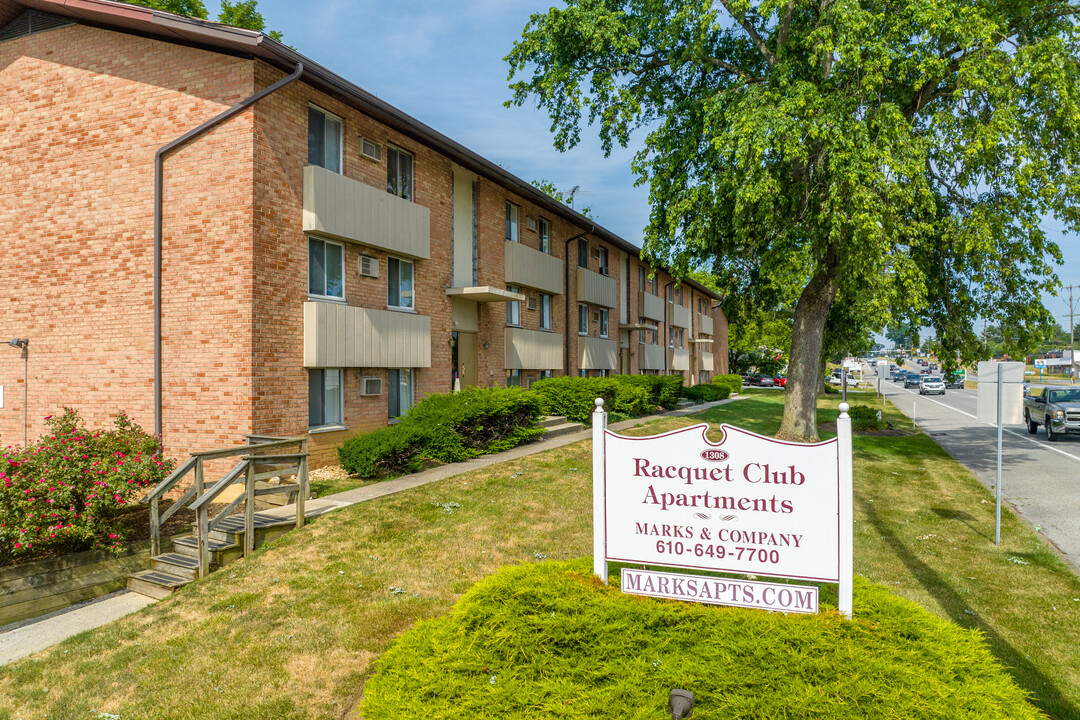 Raquet Club Apartments in West Chester, PA - Building Photo