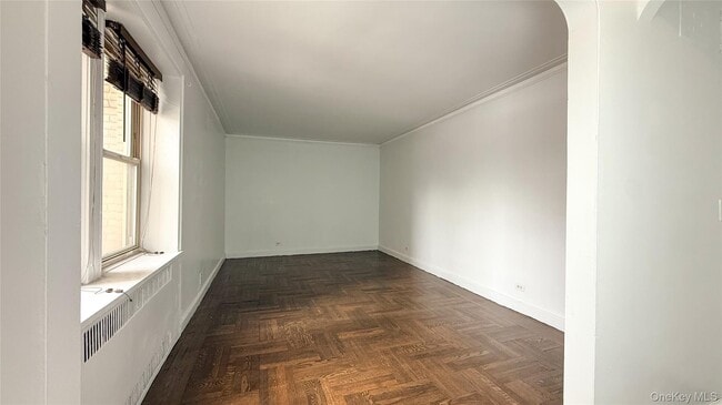 2190 Boston Rd in Bronx, NY - Building Photo - Building Photo