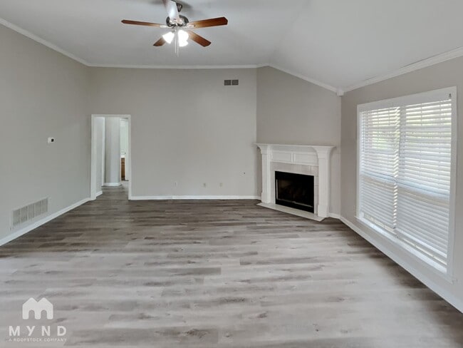 9437 Bryant Trent Blvd in Olive Branch, MS - Foto de edificio - Building Photo