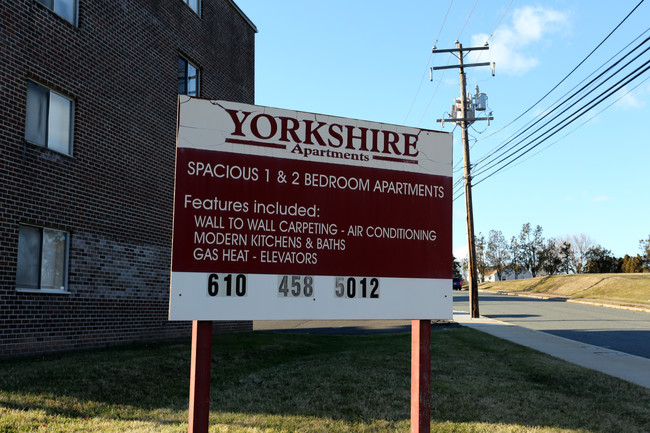 Yorkshire Apartments in Pottstown, PA - Building Photo - Building Photo