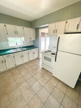 825 N 10th Ave E in Duluth, MN - Building Photo - Building Photo