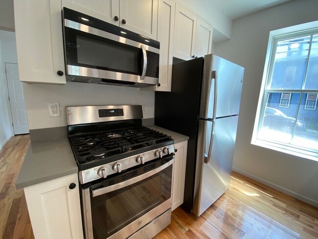 178 Washington St in Newburgh, NY - Building Photo - Building Photo