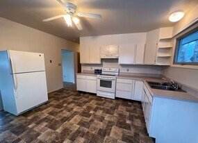 302-308 N 11th Ave in Bozeman, MT - Building Photo