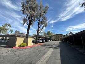 Riverdale Apartments in Hemet, CA - Building Photo
