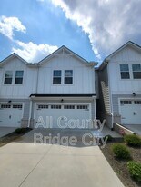 66 Galley Ln in Greenville, SC - Building Photo