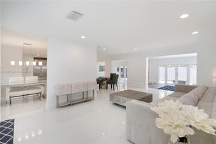 9611 SW 59th Terrace in Miami, FL - Foto de edificio - Building Photo