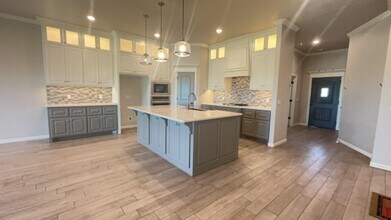 18809 Grove Pkwy in Edmond, OK - Building Photo - Building Photo