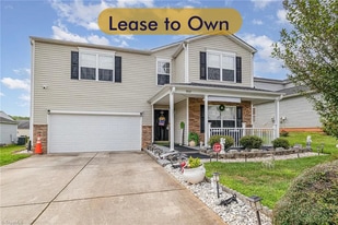 3907 Whispering Willows Dr in Greensboro, NC - Building Photo