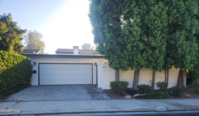 property at 4474 Guildhall Ct