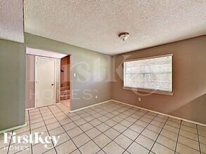 3000 Laurel Ln, Unit 236 in Plano, TX - Building Photo - Building Photo