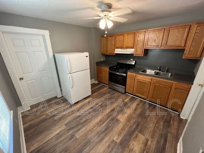 property at 1129 Lincoln Ave