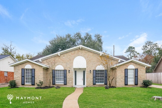 property at 5215 Havenwoods Dr