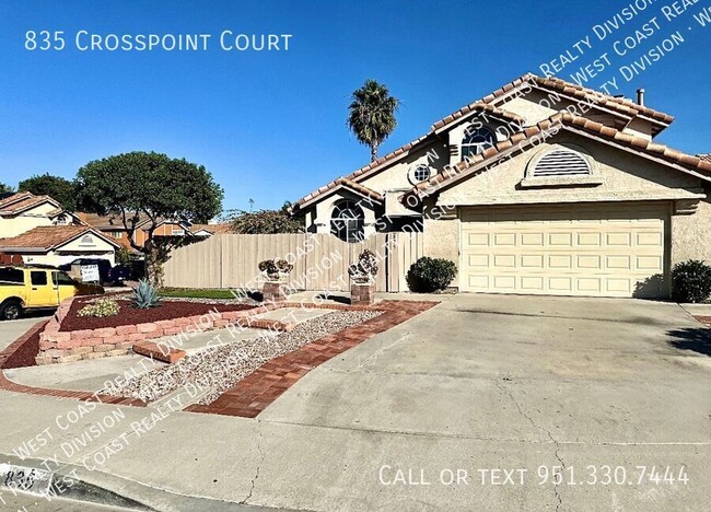 835 Crosspoint Ct in San Diego, CA - Building Photo - Building Photo