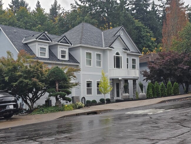 property at 13518 SW Hillshire Dr
