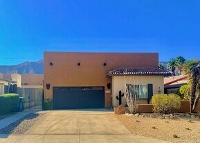54035 Avenida Martinez in La Quinta, CA - Building Photo