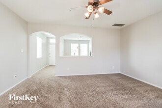 21702 Mossy Field Ln in Spring, TX - Foto de edificio - Building Photo