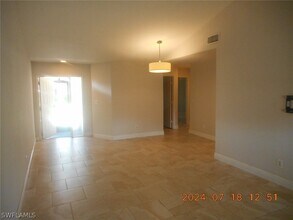 13149 Hampshire Ct in Ft. Myers, FL - Building Photo - Building Photo