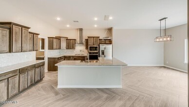 937 GULF STREAMS in El Paso, TX - Building Photo - Building Photo