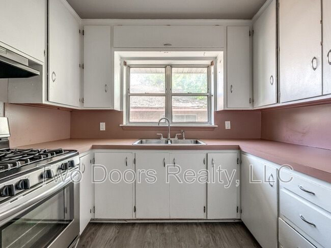1221 NE 44th St in Oklahoma City, OK - Building Photo - Building Photo
