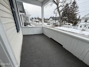 172 Kingsboro Ave in Gloversville, NY - Building Photo - Building Photo