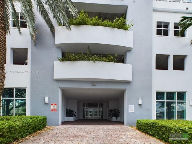 60 NW 37th Ave in Miami, FL - Building Photo - Building Photo