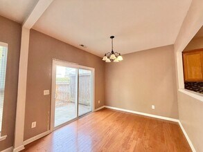 8704 Wild Magnolia Dr in Raleigh, NC - Foto de edificio - Building Photo