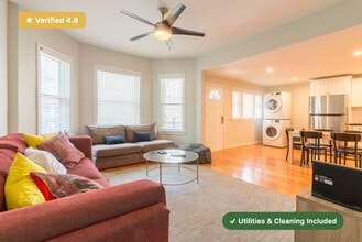 Furnished Private Bedroom in East Boston in Boston, MA - Foto de edificio - Building Photo