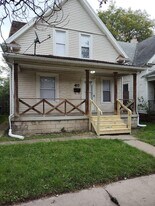 437 Hiett Ave in Toledo, OH - Building Photo