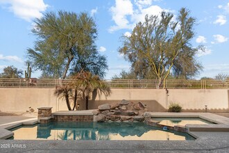 8096 E Windwood Ln in Scottsdale, AZ - Foto de edificio - Building Photo