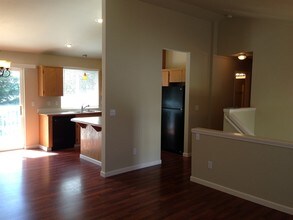 19716 14th Avenue Ct E in Spanaway, WA - Building Photo - Building Photo