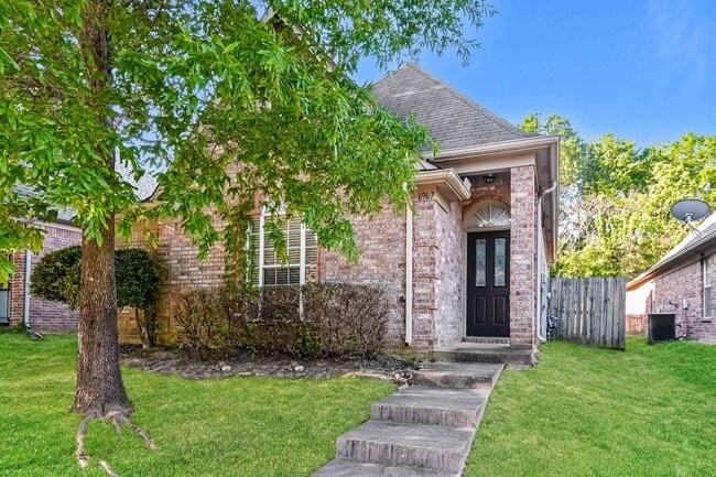 property at 6967 Parkbrook Ln