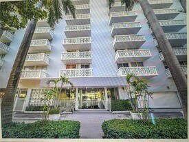1020 Meridian Ave in Miami Beach, FL - Building Photo