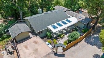 475 Riverview Dr in Boulder Creek, CA - Building Photo