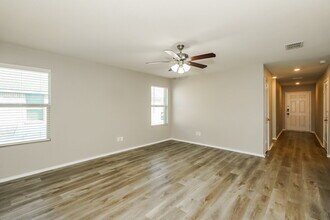 1153 Skyline Dr in Hutchins, TX - Building Photo - Building Photo