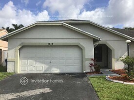 1315 SW 151st Way in Sunrise, FL - Building Photo