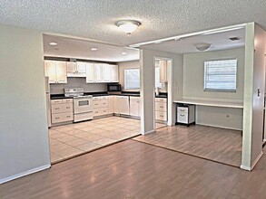 2812 Dovewood St in Clearwater, FL - Building Photo - Building Photo