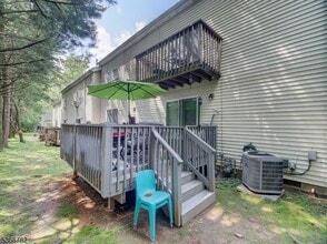345 Tebe Pl in Union, NJ - Building Photo - Building Photo