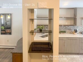 380 Ocean Rd in Portsmouth, NH - Foto de edificio - Building Photo